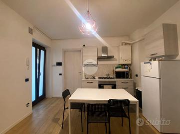 2 LOCALI A PALAZZOLO SULL'OGLIO