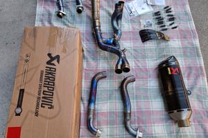 Scarico completo Akrapovic  Aprilia rsv4 / Tuono