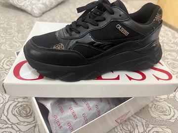 Scarpe guess
