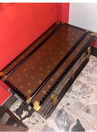 Baule tipo Louis Vuitton
