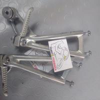 YAMAHA R6 -08 COPPIA PEDANE POSTERIORE PASSEGGERO 