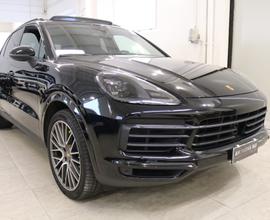 PORSCHE Cayenne 3.0 V6 E-Hybrid Platinum Edition