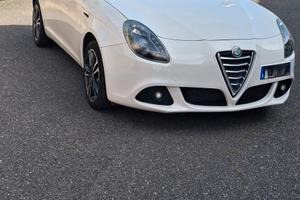 alfa romeo  giulietta 