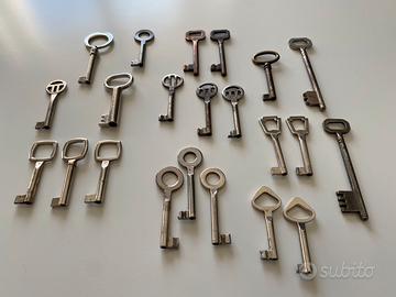 Vecchie chiavi.-