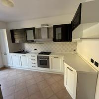 Cucina ad angolo Febal inclusa di elettrodomestici