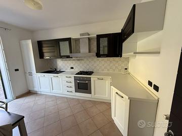 Cucina ad angolo Febal inclusa di elettrodomestici