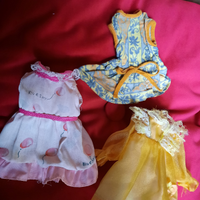 Vestiti vintage per bambole