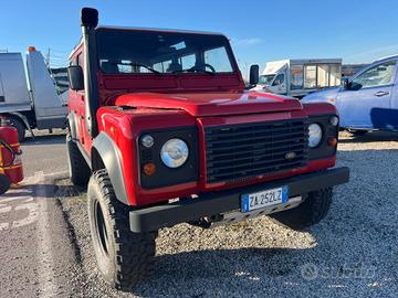 Land Rover Defender 110 2.5 Td5 Passo Lungo 9 post