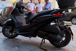 Beverly 400S anno 2024