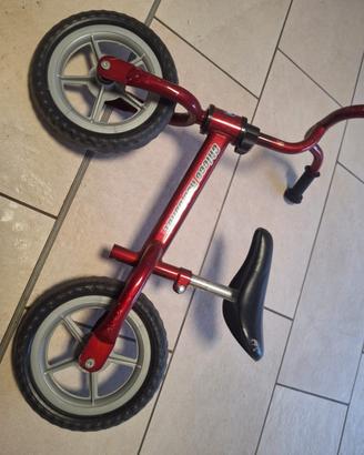 Bicicletta senza pedali