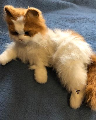 Giocattolo gatto interattivo