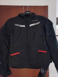 Giubbino moto Acerbis con guanti e casco modulare