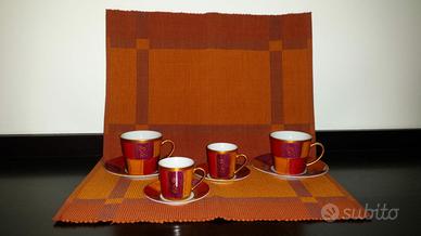 Set 2 tazze da The, 2 tazzine da caffè, 2 tovaglie