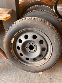 Cerchi in ferro e pneumatici attacco alfa fiat