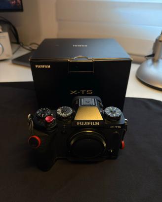 Fujifilm X-T5 Black