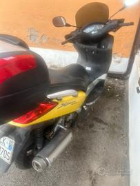Scooter yamaha xmax 250
