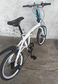 Bicicletta piegevole con cambio