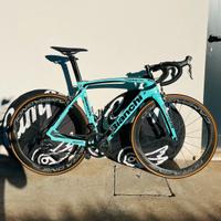 Bianchi oltre XR4 Bora