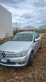 Mercedes Benz c220 2011