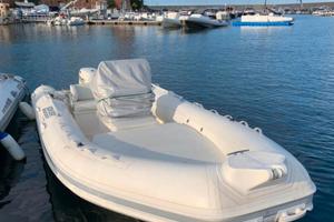 Clubman 21 joker boat