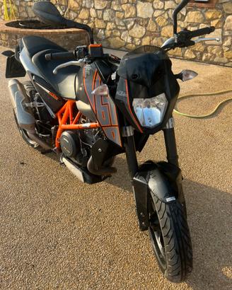 KTM DUKE 690 DEPOTENZIATO A2