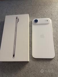 iPhone 17 Air + Apple Powerbank