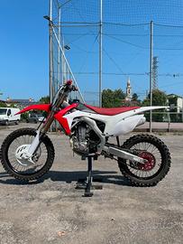 Honda crf 450r (2016)