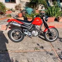 Honda SLR 650 Vigor (Dominator)