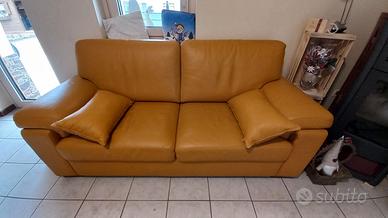 Divano in pelle