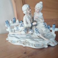 statuetta in porcellana 