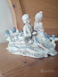 statuetta in porcellana 