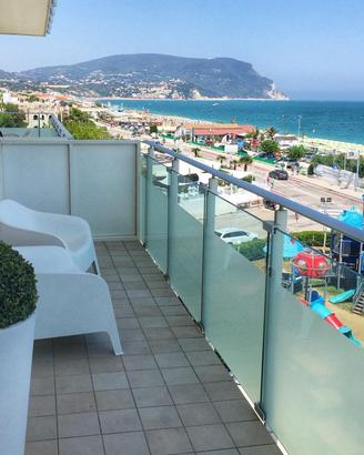 Appartamento fronte mare - numana