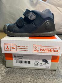 Scarpe Biomecanics numero 22