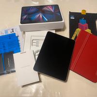 IPad Pro 11" silver 3a gen WiFi + Cell 5G & covers