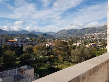 Appartamento - Palazzina indipendente su 3 piani