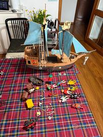 Galeone Playmobil anni 80 e Playmobil in omaggio