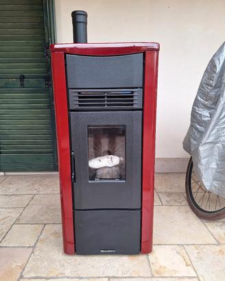 Stufa a pellet La Nordica Extraflame Giusy Evo 