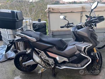  moto x-adv 
