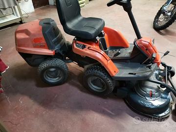 Trattorino tagliaerba Husqvarna