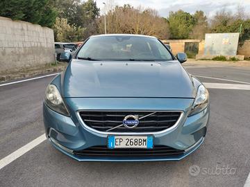 Volvo V40 D4 Summum
