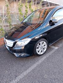 Mercedes-benz B 220 200 CDI Premium