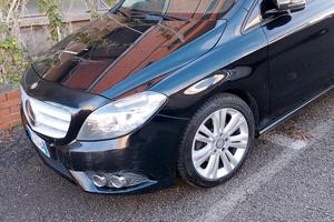 Mercedes-benz B 220 200 CDI Premium