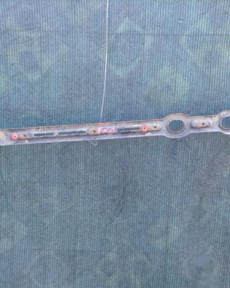 Traversa - FORD Focus 98-04