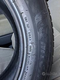 4 pneumatici Michelin invernali + cerchi per Ford