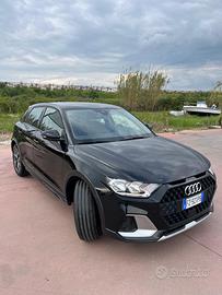 Audi A1 Citycarver 1.0 TFSI Perfetta