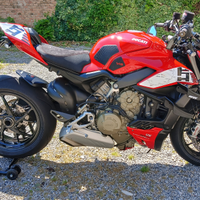 Ducati Streetfighter v4 2020