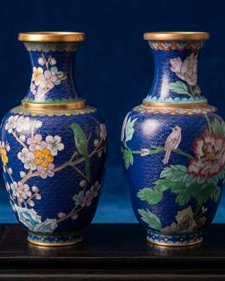 Coppia di Vasi Vintage in Smalto Cloisonné Cinese