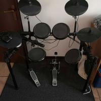 Alesis DM7X Drums Kit - Con sgabello e tappeto