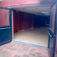 Deposito magazzino garage piano tavola