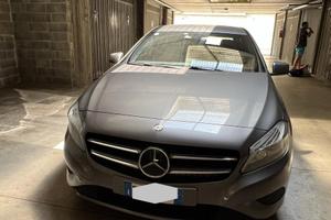 Mercedes classe a180d 2015